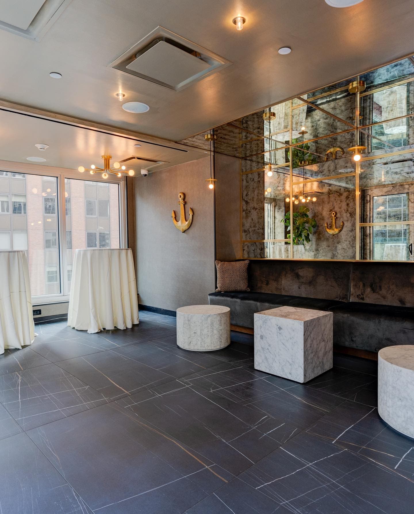 Water View Bar