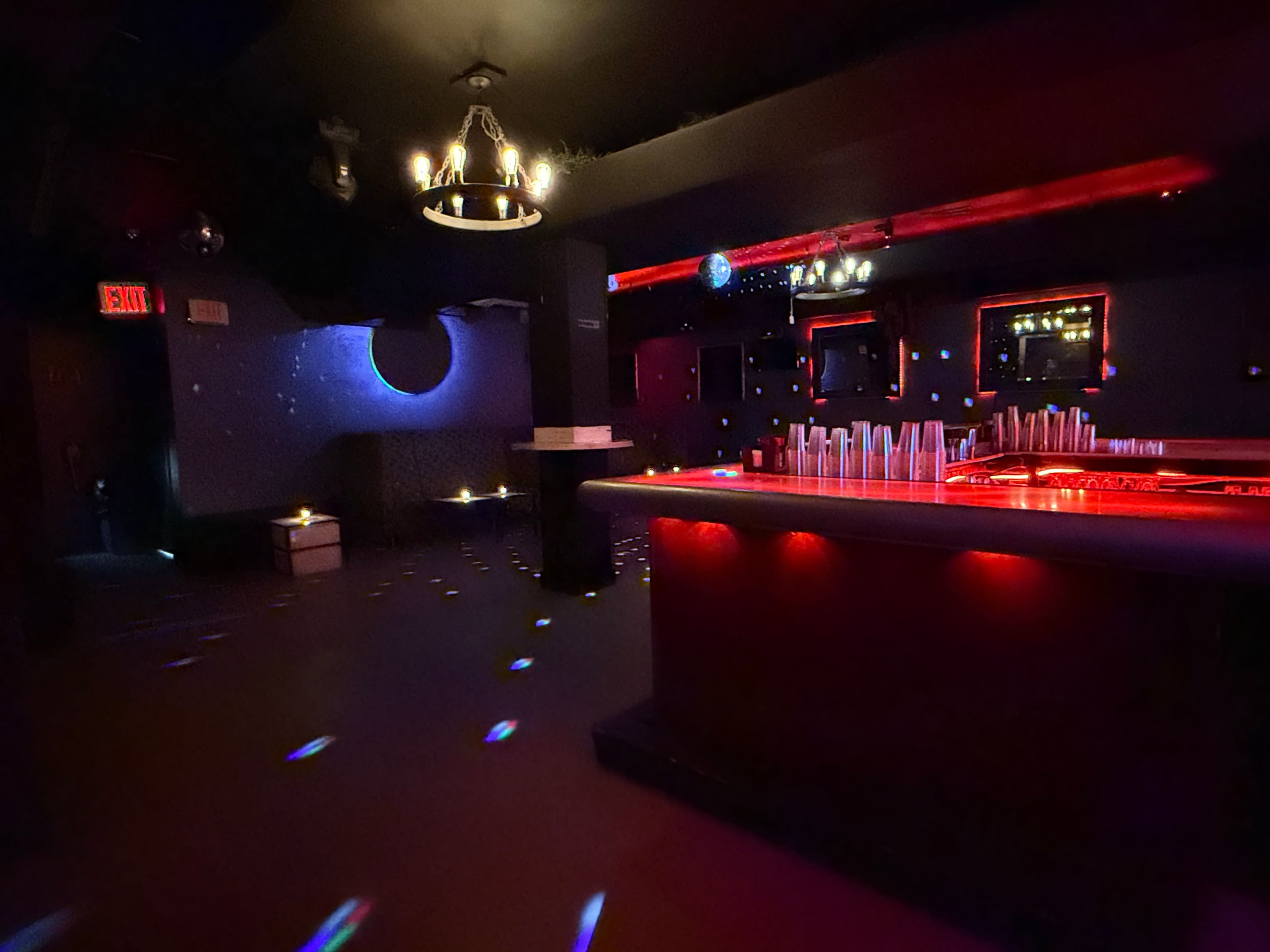 Upper Level Lounge